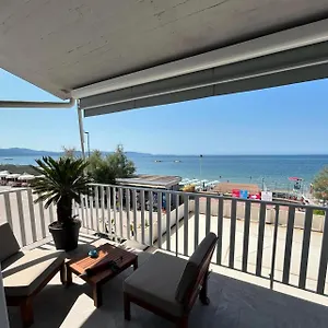 Life House Follonica